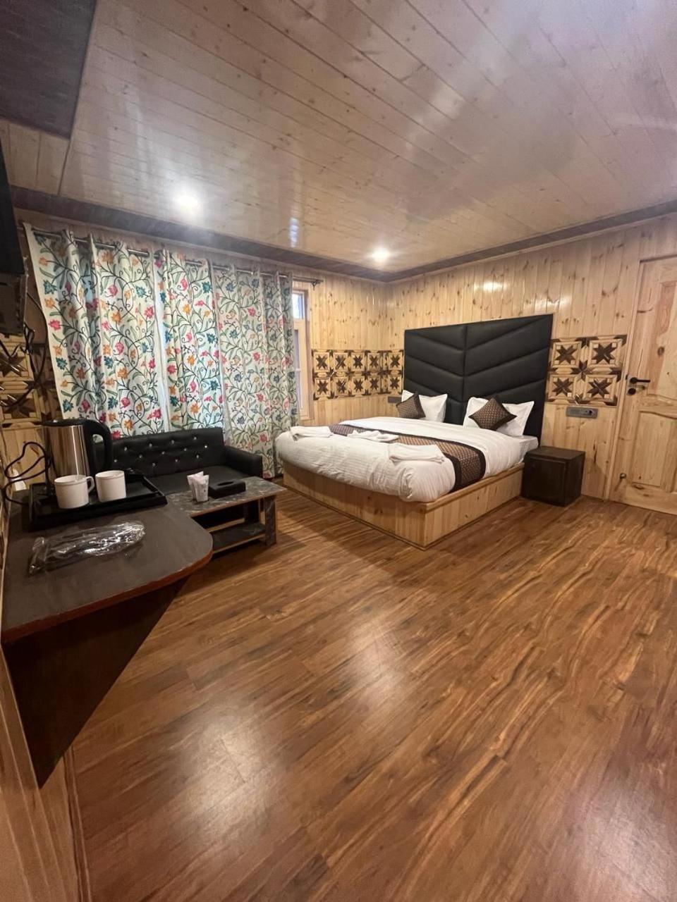 Pine Palace Resort Пагалґем Екстер'єр фото
